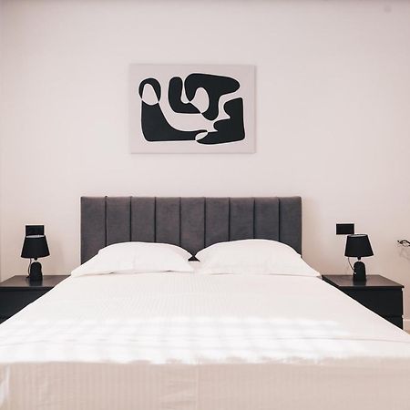 Mono Boutique Apartments Tirana Zewnętrze zdjęcie