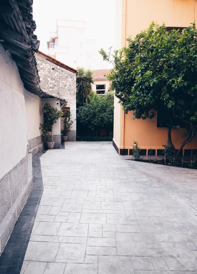 Mono Boutique Apartments Tirana Zewnętrze zdjęcie